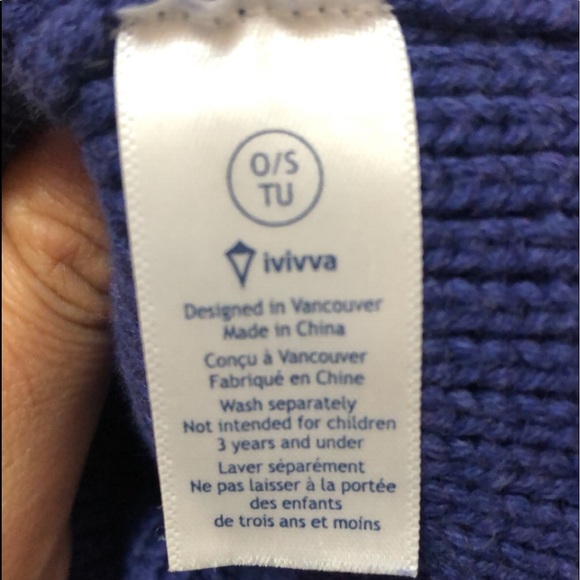 Lululemon: Ivivva winter hat & mitten set - Picture 2 of 3